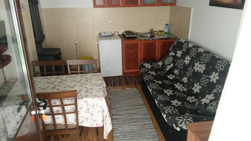 קולאסין Apartments Medo מראה חיצוני תמונה